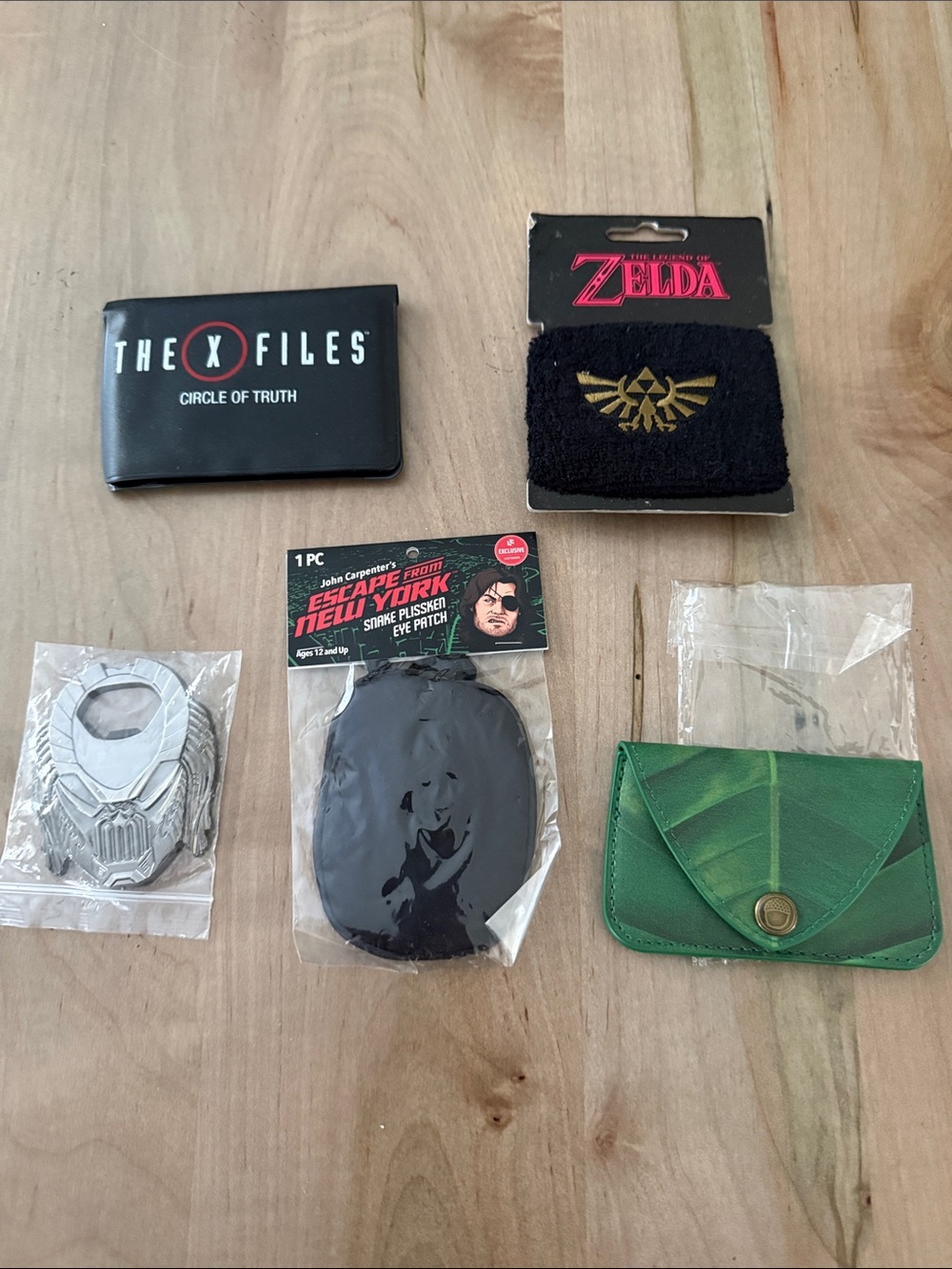 Green Card & Key Pouch - Picture 2 of 2